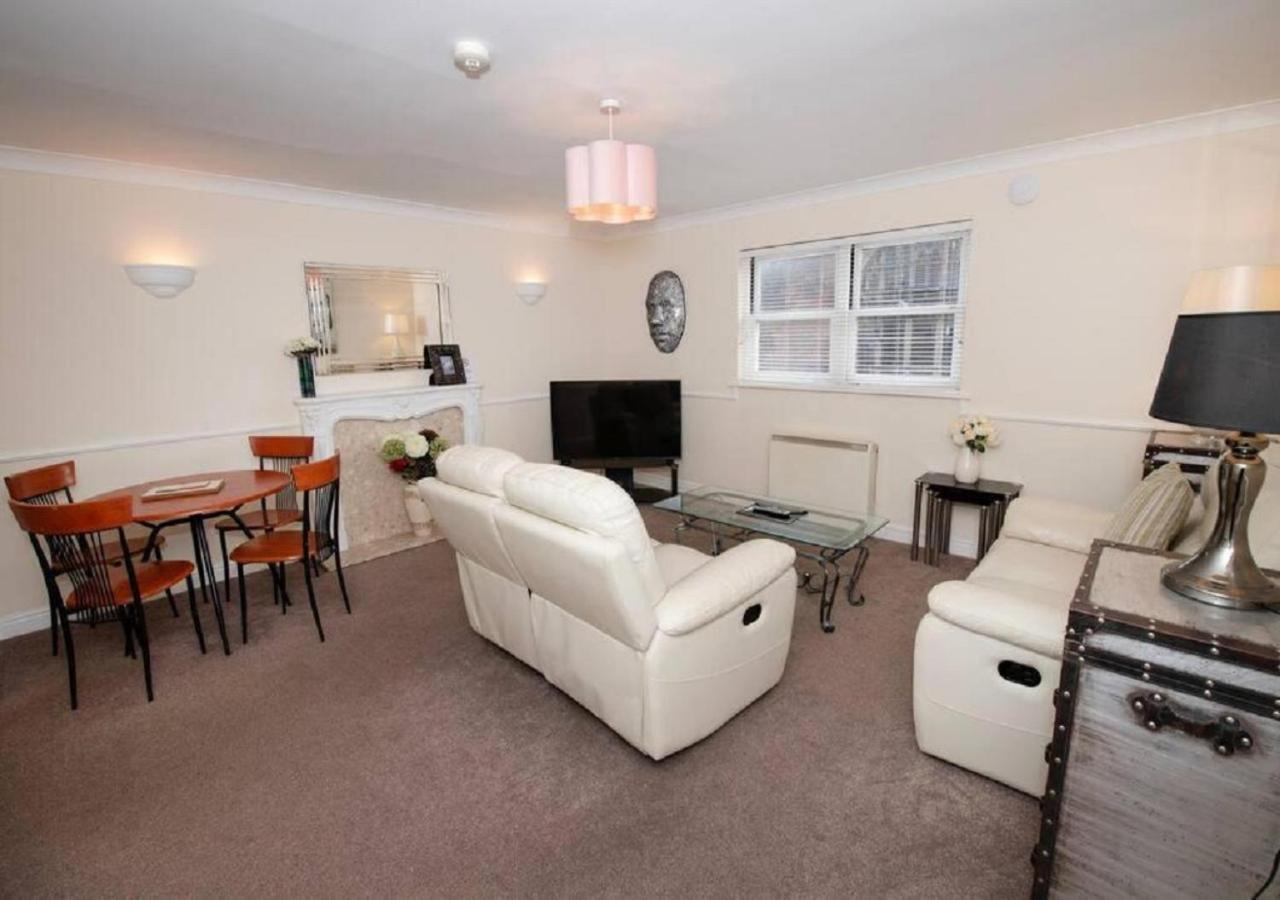 Puffin - Beautifully Furnished Double Bedroom Apartment Scarborough Exterior photo